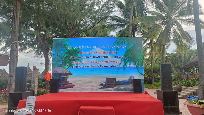 Thi công in ấn backdrop gala dinner