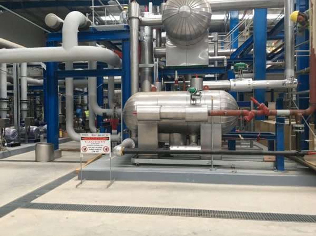 Thi công bảo ôn cách nhiệt cho bồn chứa, tank chứa dầu tản nhiệt