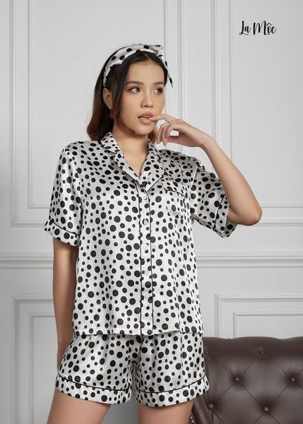 Bộ Pijama ngắn tay lửng, trắng chấm bi, satin lụa Hàn Quốc