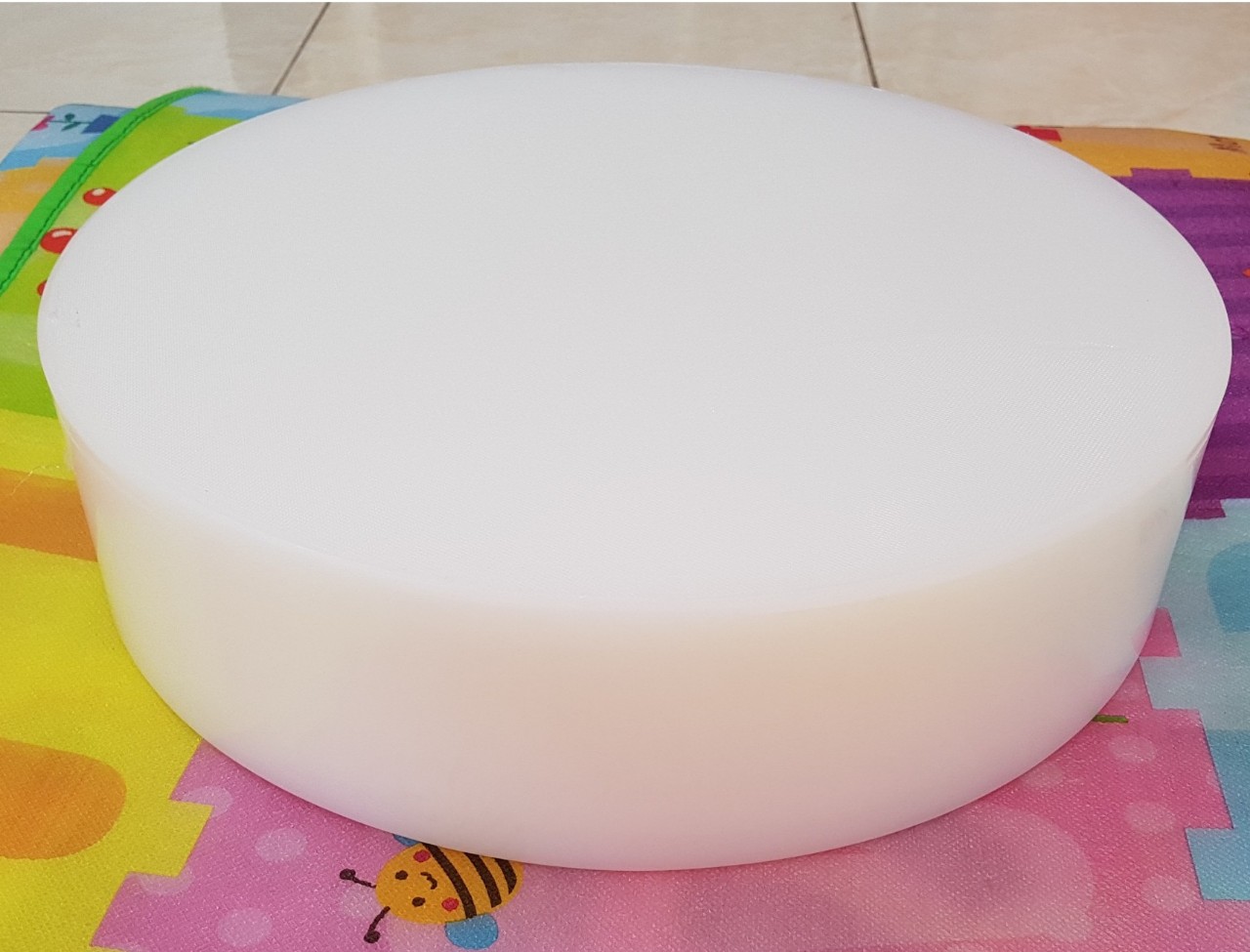 Thớt nhựa tròn 50cm dày 10cm
