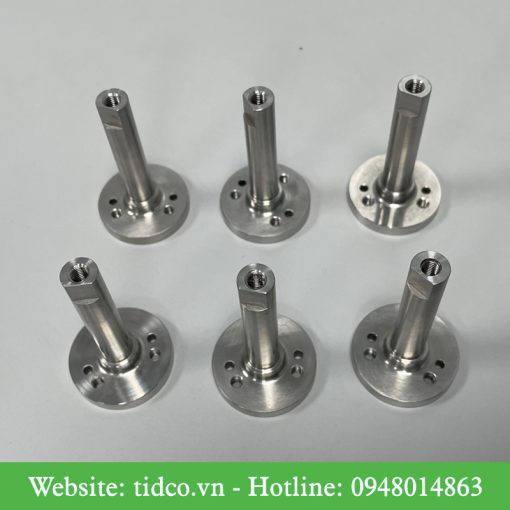 Gia công tiện CNC