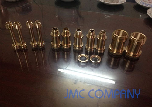 Tiện CNC