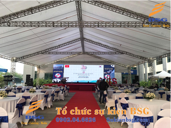 Tổ chức sự kiện