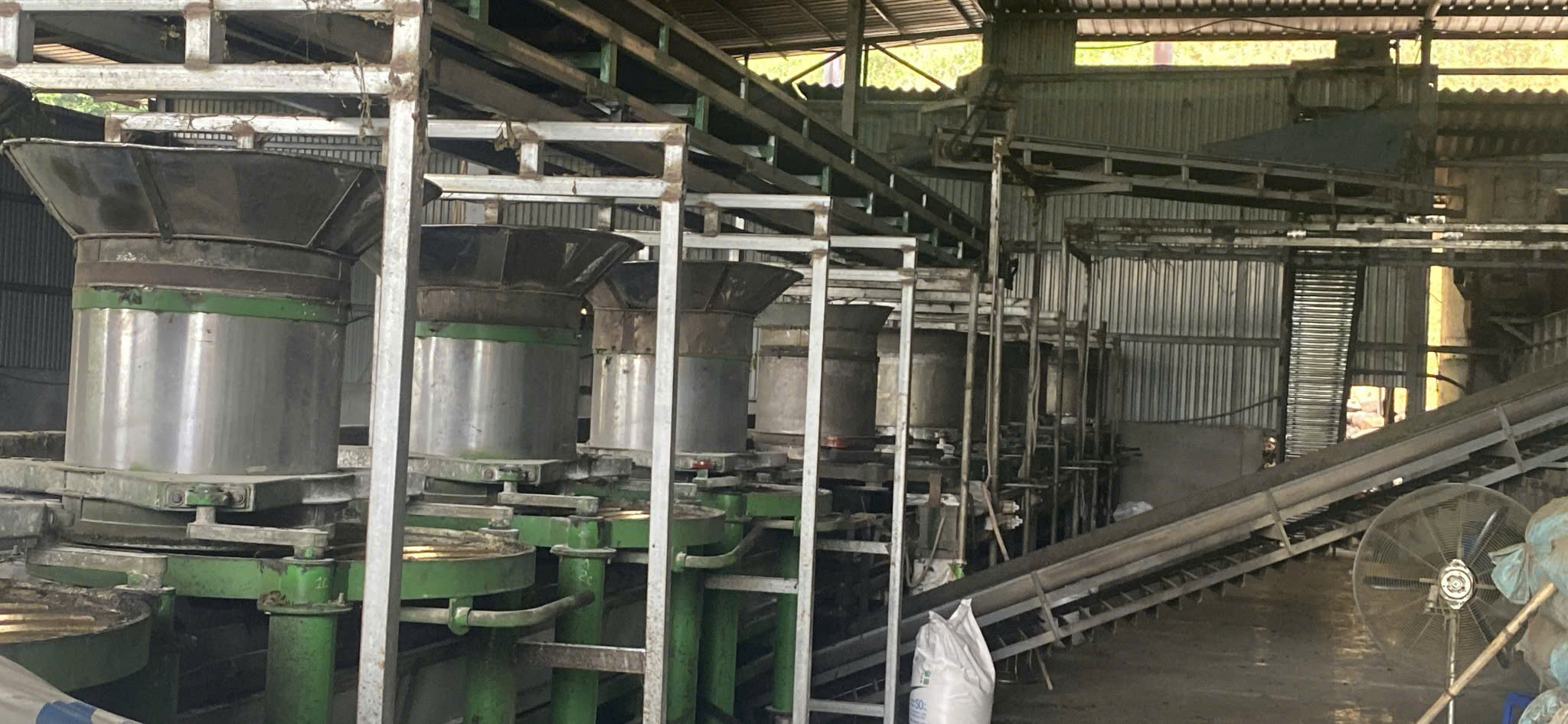 Trà công nghiệp sao kín