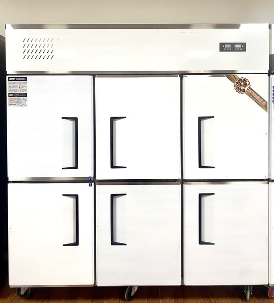 Tủ bếp 2 chế độ 4-6 cánh cửa