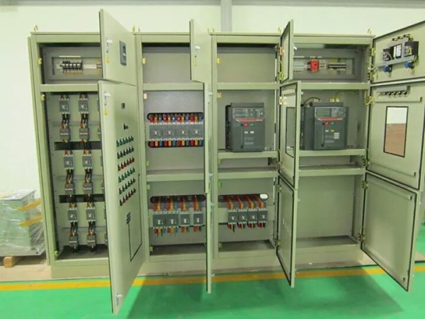 Tủ động lực