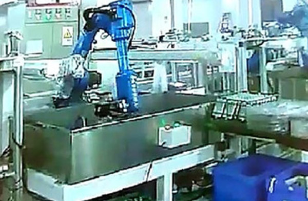 Robot mài/đánh bóng