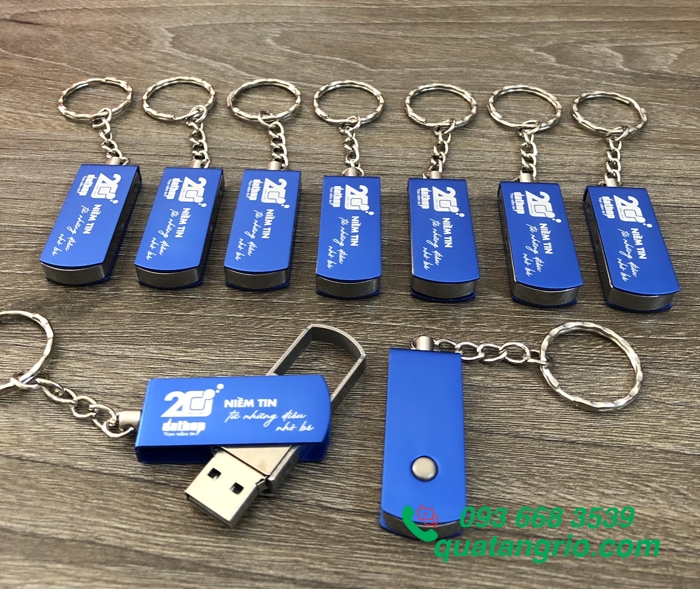 USB kim loại màu xanh 16G