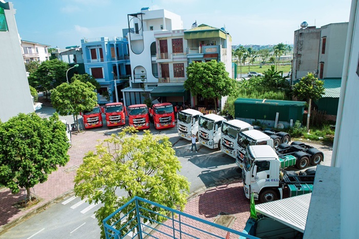Quang cảnh bên trong nhà máy