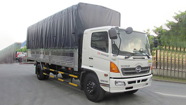 Vận chuyển hàng hóa nội địa bằng xe thùng