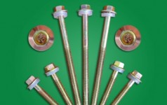 Vít inox 5.4