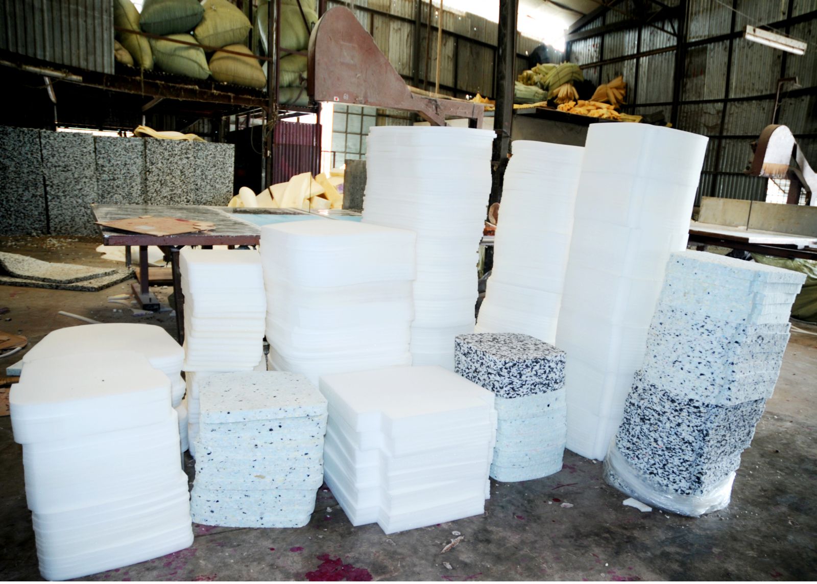 Nệm mút xốp