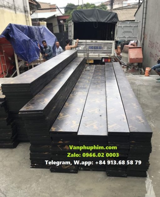 Ván coppha 4m phủ phim