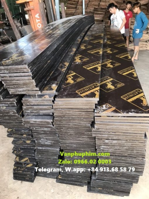 Ván coppha 4m phủ phim