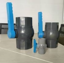 Van nhựa PVC tay xanh
