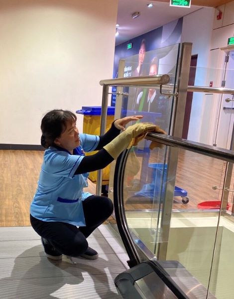 Dịch vụ Dịch vụ vệ sinh trung tâm thương mại