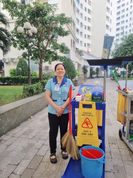 Dịch vụ vệ sinh khuôn viên