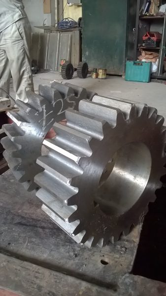 Trục răng