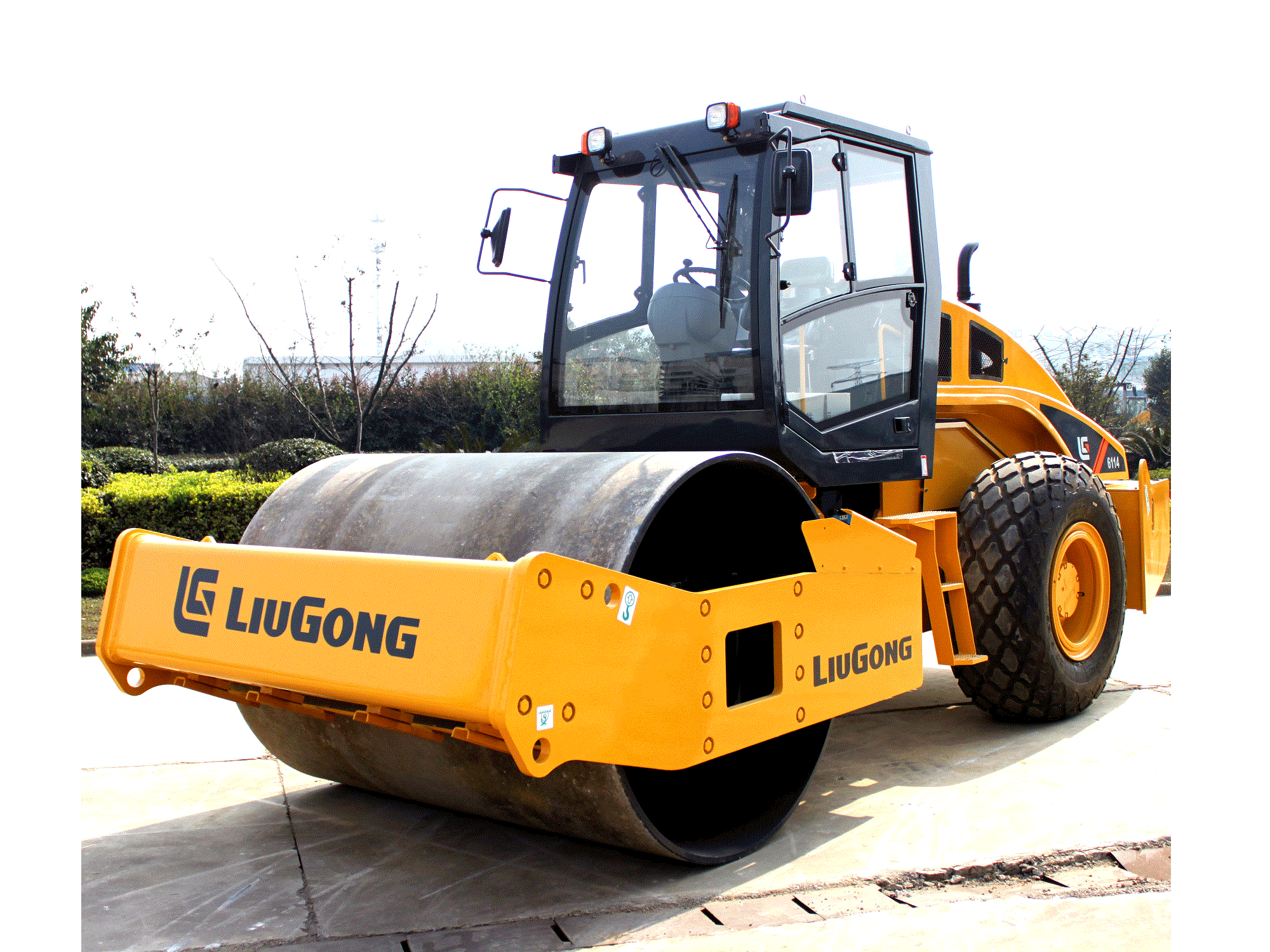 Xe lu rung LiuGong 6114