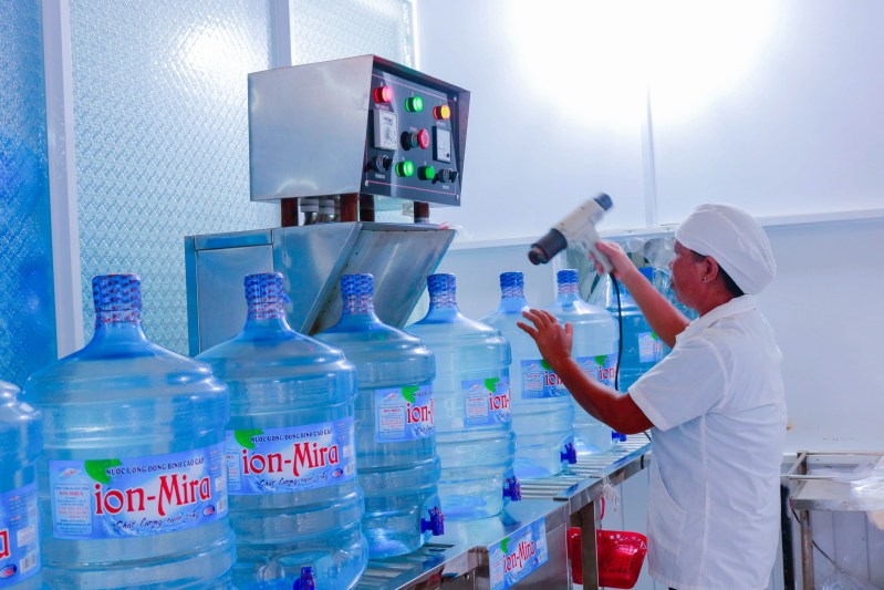 Nước uống Ion-Mira