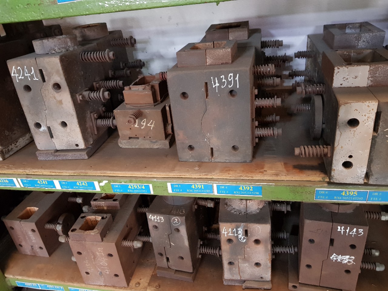 Gia công khuôn mẫu