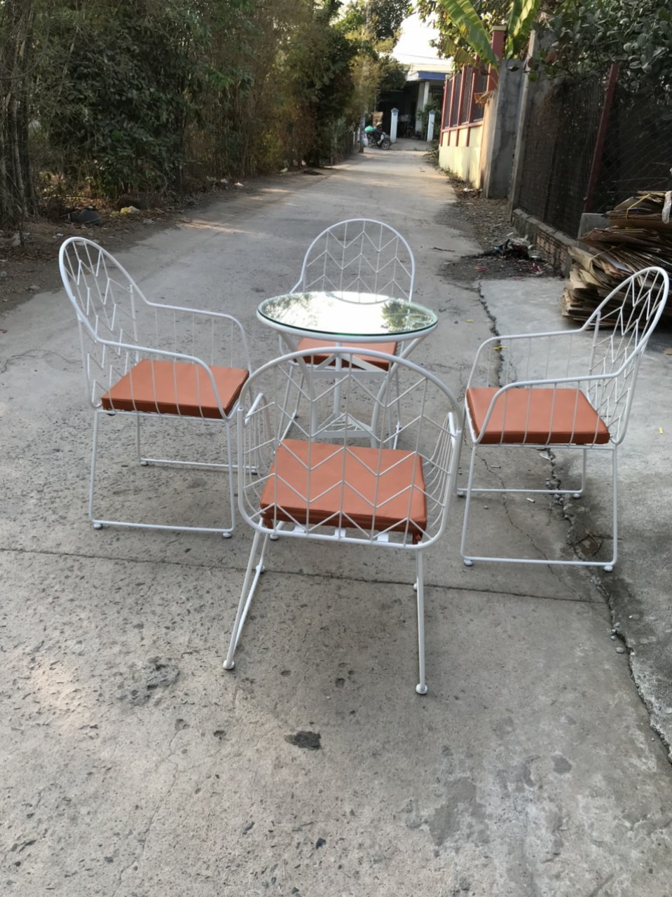 bàn ghếsắt