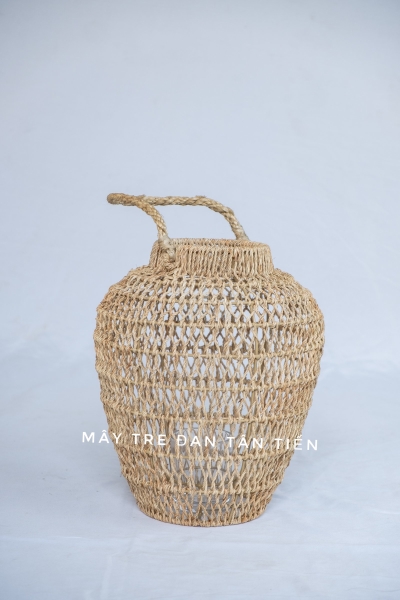 Đèn mây tre đan