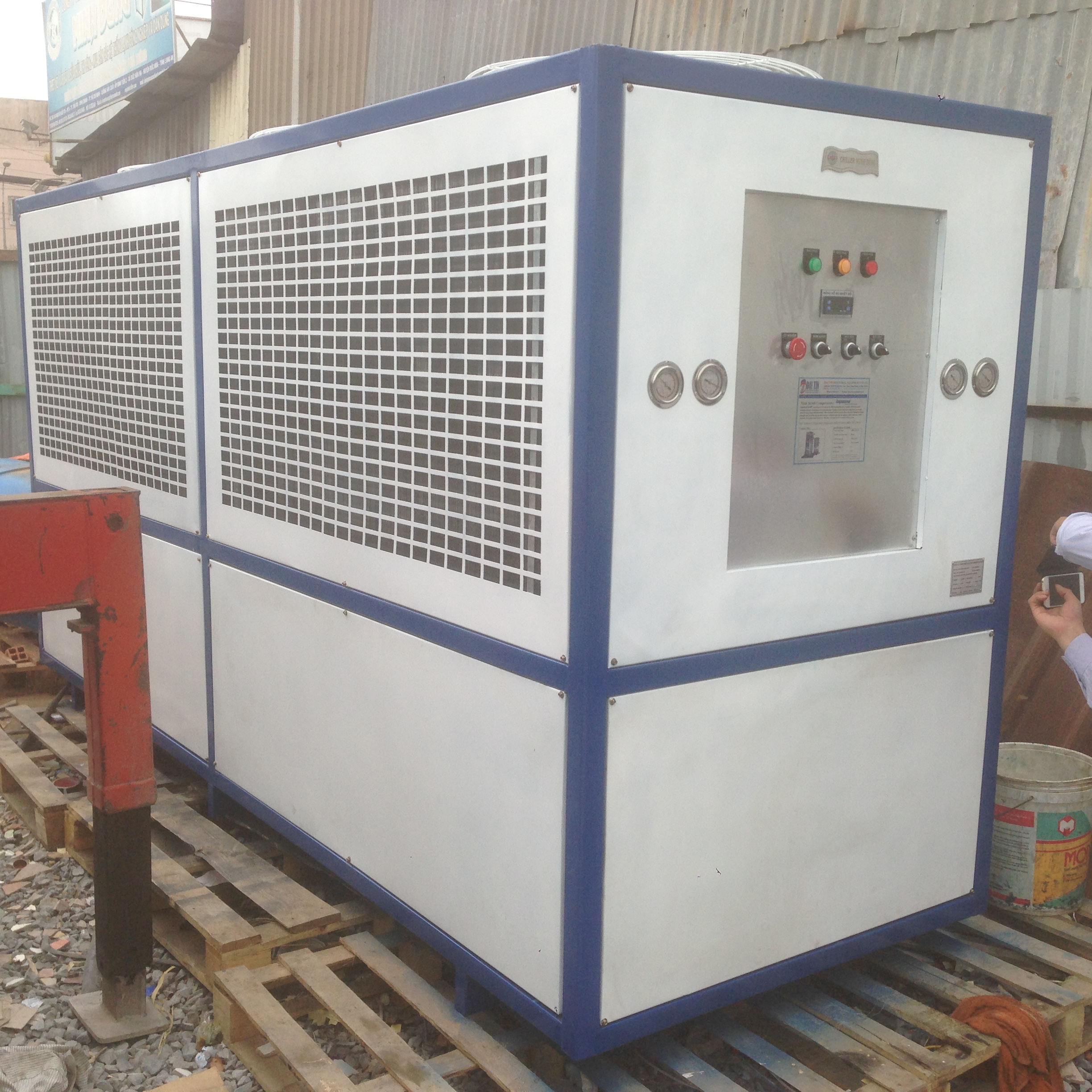 Máy lạnh chiller gió giải nhiệt 30HP