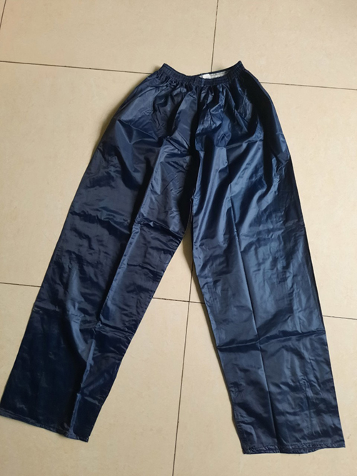 Áo mưa vải dù