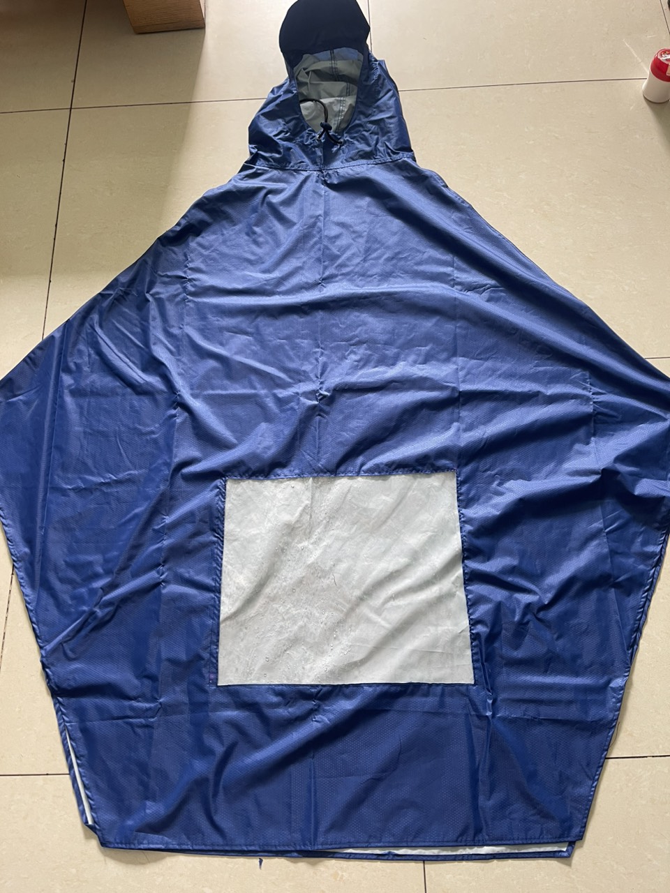 Áo mưa chữ A