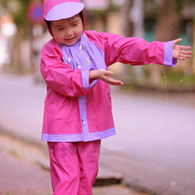 Áo mưa trẻ em