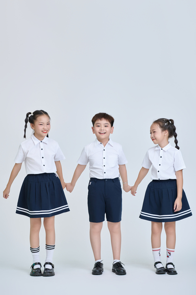 Áo somi cộc tay cúc xanh than học sinh cấp 1