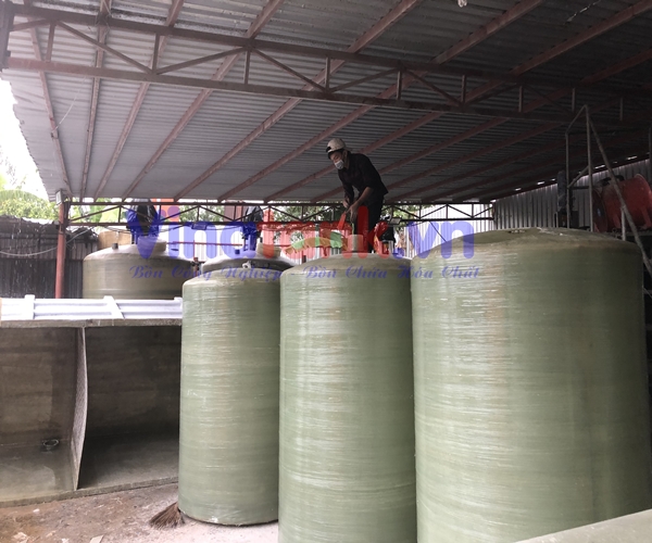 Bồn đựng axit