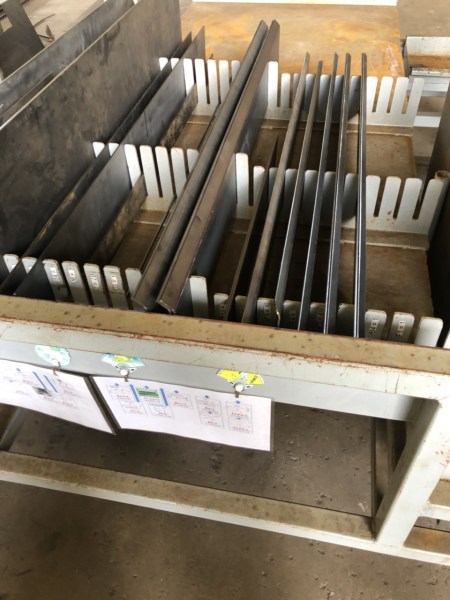 Gia công cắt laser hàn chấn