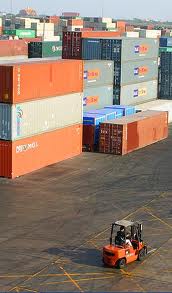 Bãi container