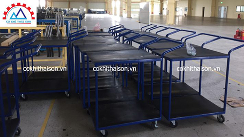 Bàn giao 200 xe Trolley đẩy hàng