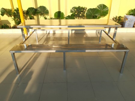 Bàn inox