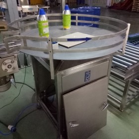 Bàn xoay cấp chai