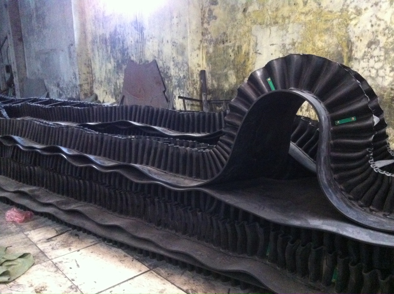 Băng cao su cản nước