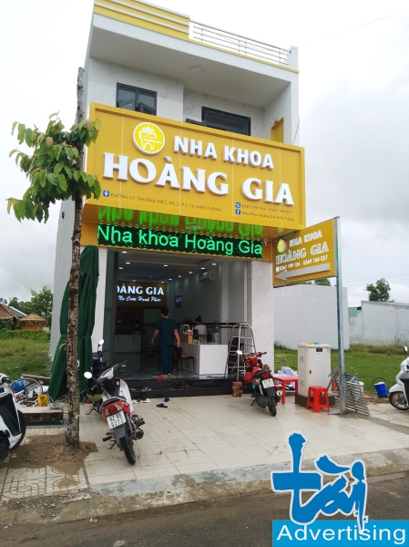 Bảng tên tòa nhà