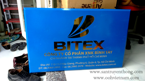 Bảng hiệu Mica