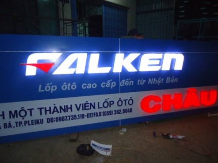 Thi công bảng, biển quảng cáo