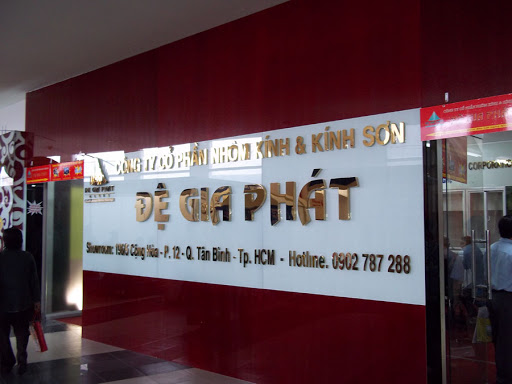 Bảng hiệu chữ nổi mica