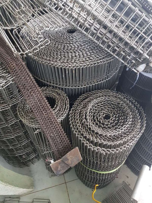 Băng tải lưới inox