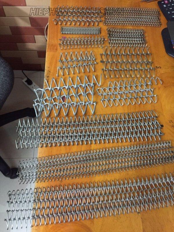 Băng tải lưới inox