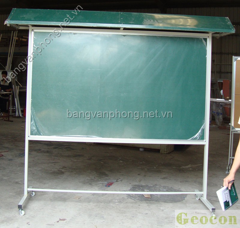 Bảng có mái che
