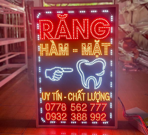 Bảng hiệu đèn Led
