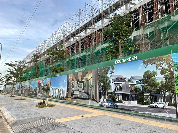 Bảng hiệu ngoài trời