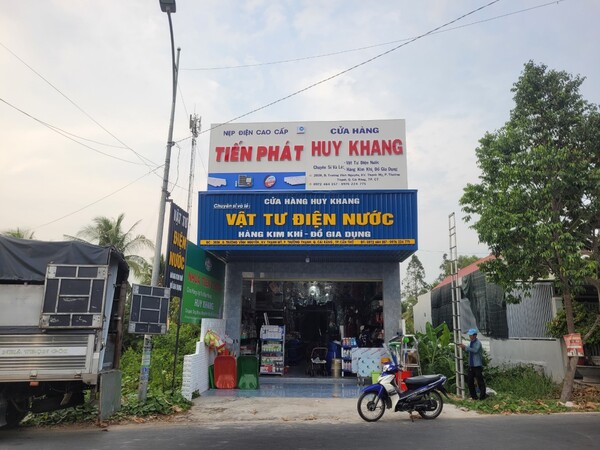 Bảng hiệu quảng cáo cửa hàng điện nước