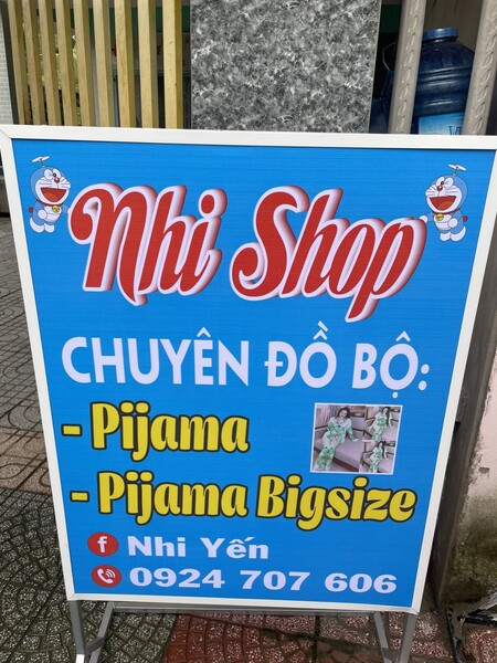 Bảng hiệu quảng cáo shop quần áo